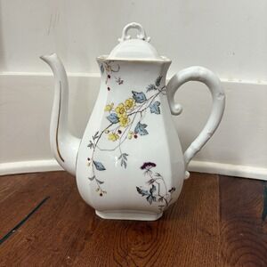 Antique BBD Karlsbad Austria Porcelain Tea Pot Hand-Painted Floral‎ Gilded Trim